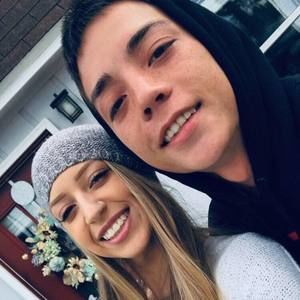 Meet your Posher, Mallory